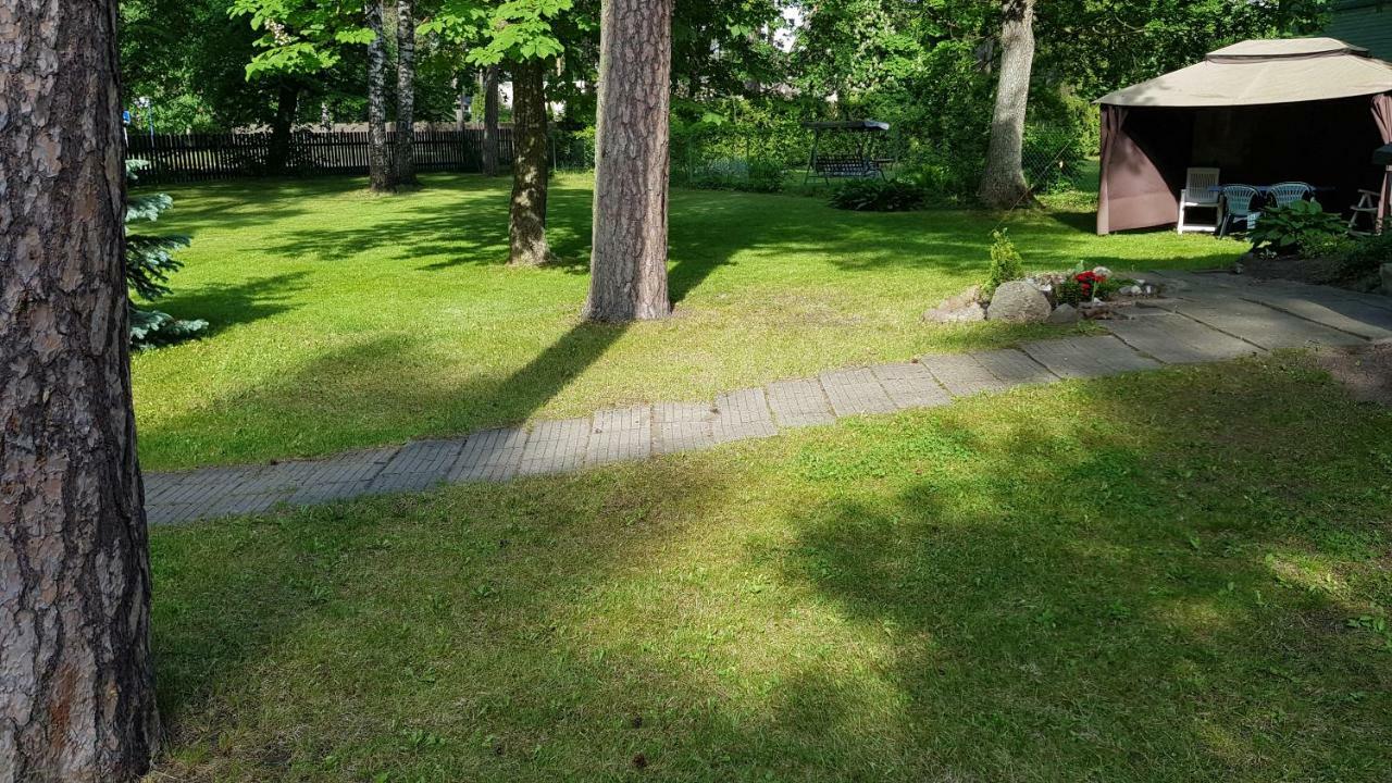 Mini-House With Garden In Jurmala Villa Exterior photo